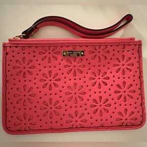 New Kate Spade Cedar Street Mandy Coral Perforated Flower Wristlet